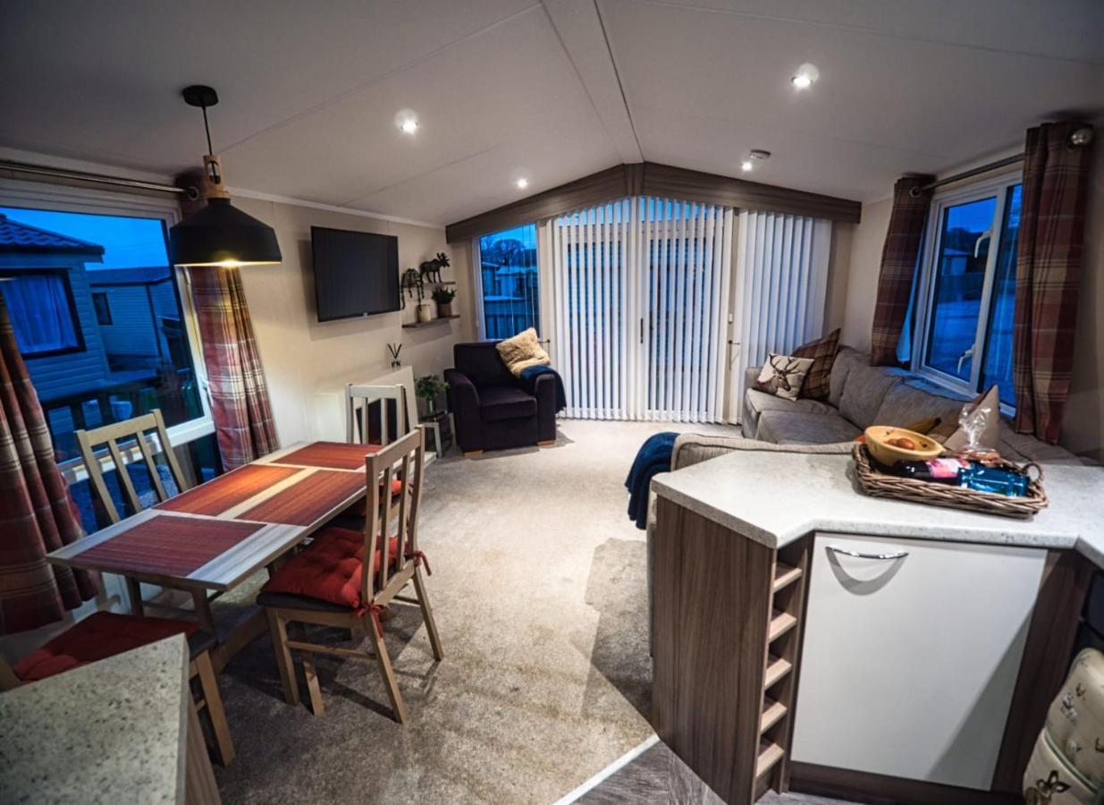 Отель Bayfield Lamplugh Экстерьер фото